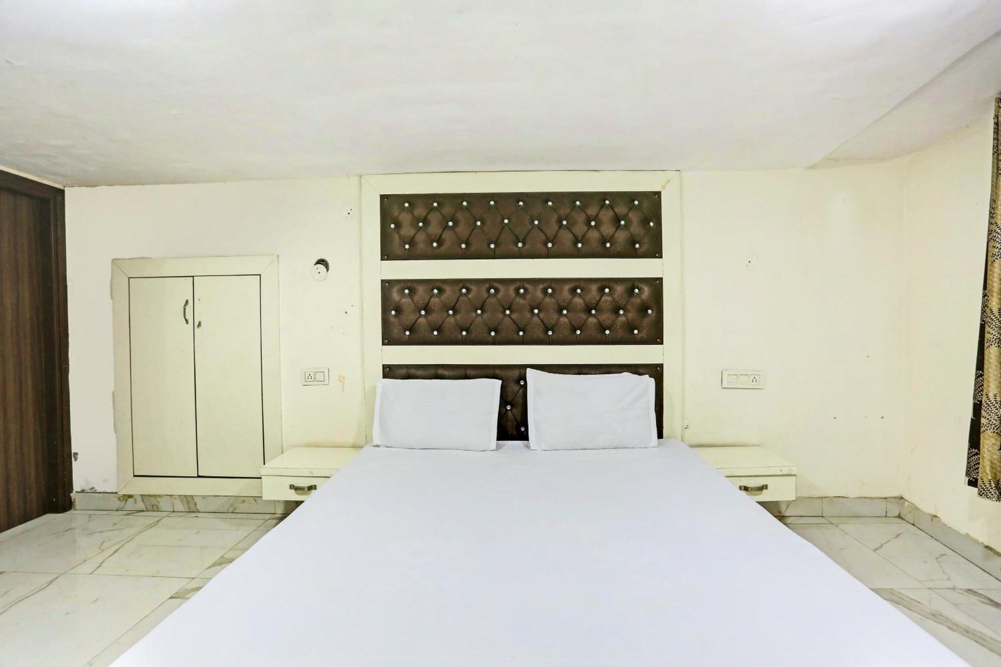 Hotel O Saffron Night Stay Amritsar Exterior foto